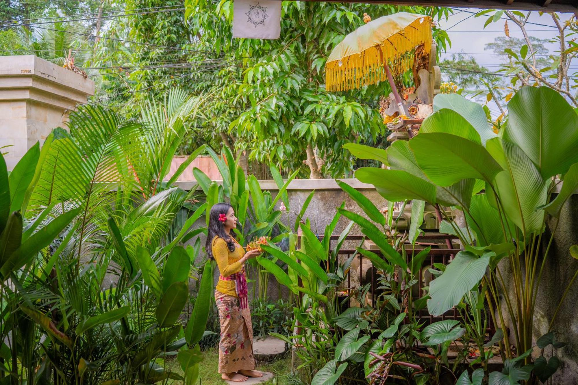 Cempaka Kembar Guest House Ubud  Exterior photo
