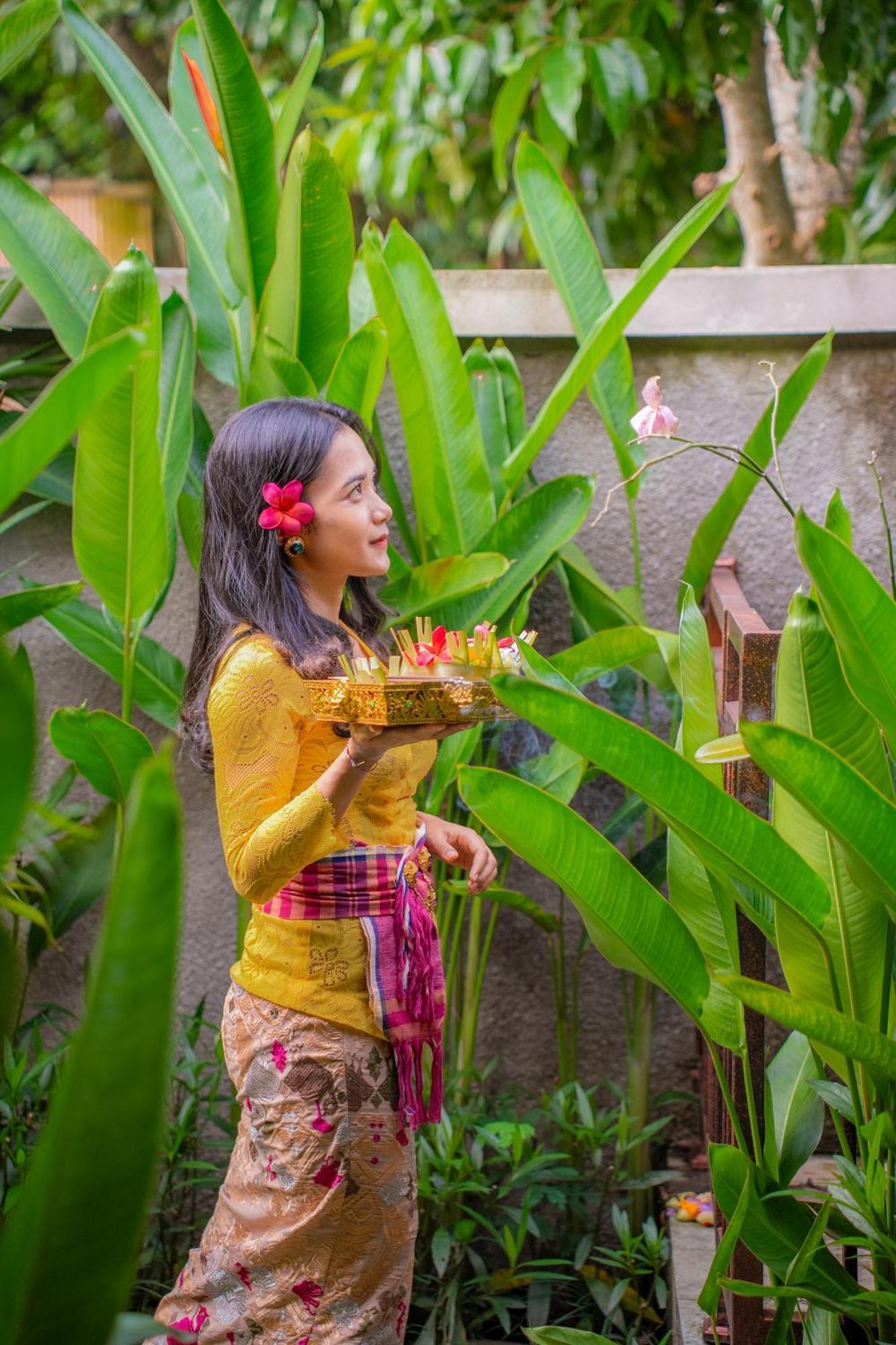 Cempaka Kembar Guest House Ubud  Exterior photo