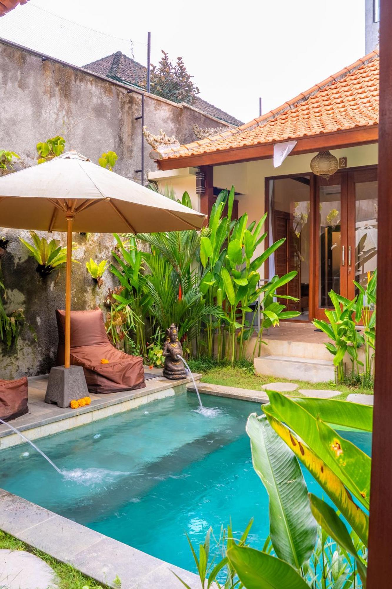 Cempaka Kembar Guest House Ubud  Exterior photo