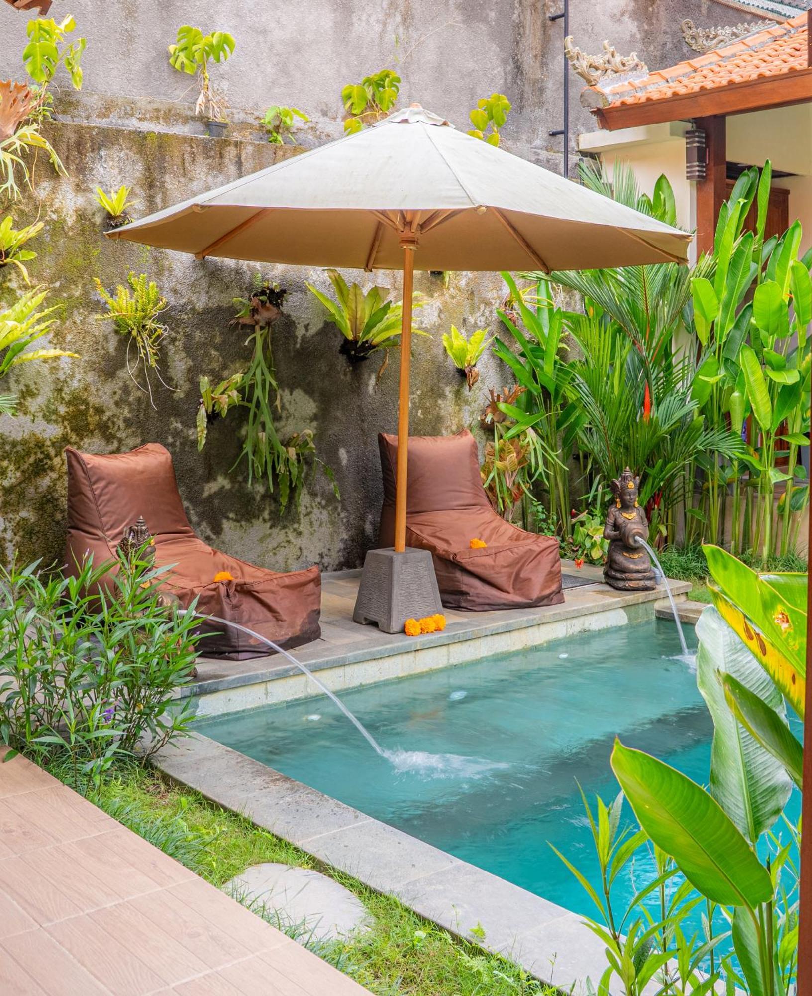Cempaka Kembar Guest House Ubud  Exterior photo