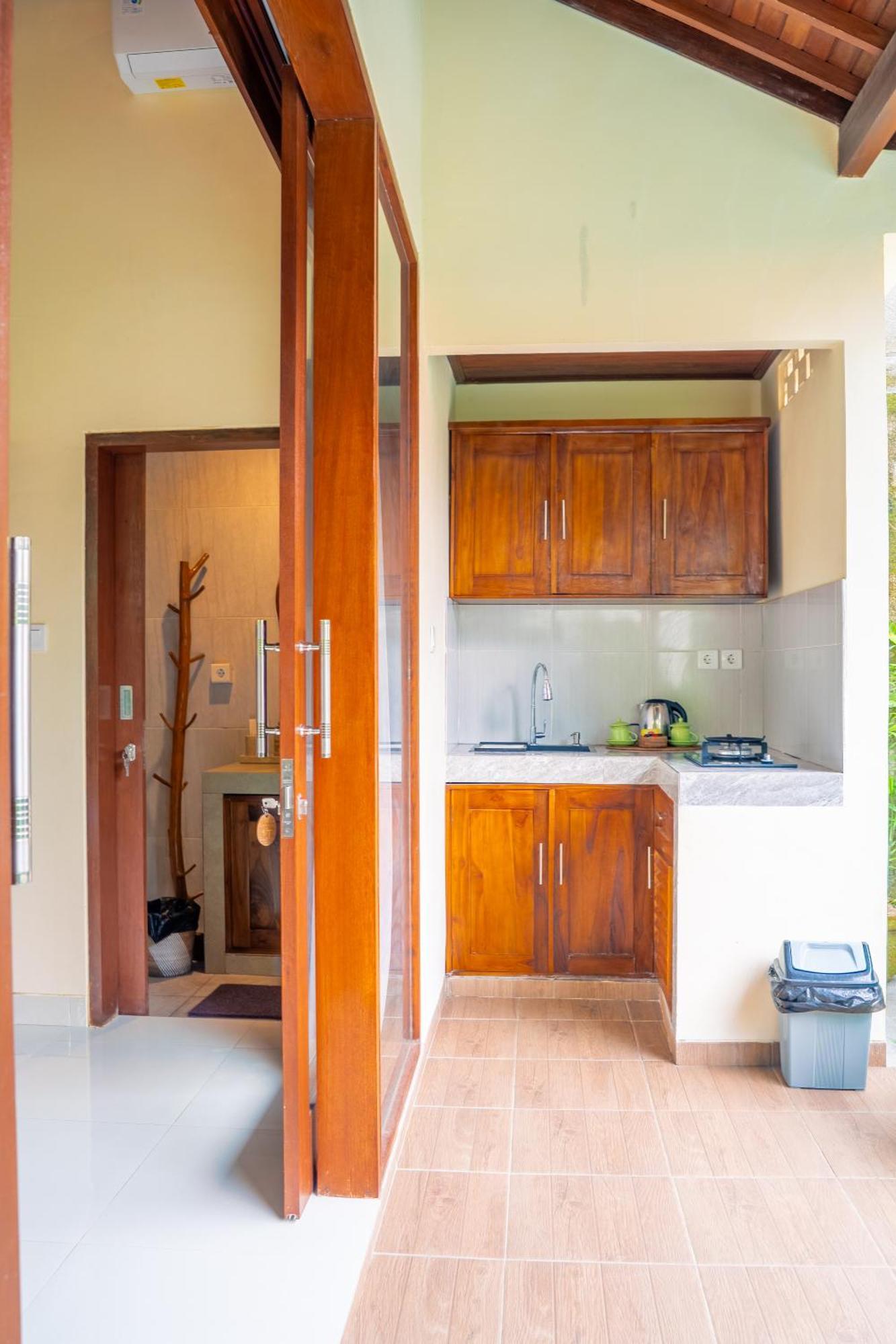 Cempaka Kembar Guest House Ubud  Exterior photo